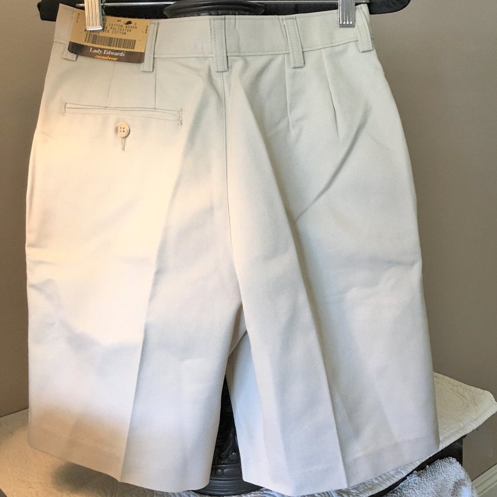 LADY EDWARDS Pleated Front High Rise Chino Short   NWT!! - Picture 5 of 10